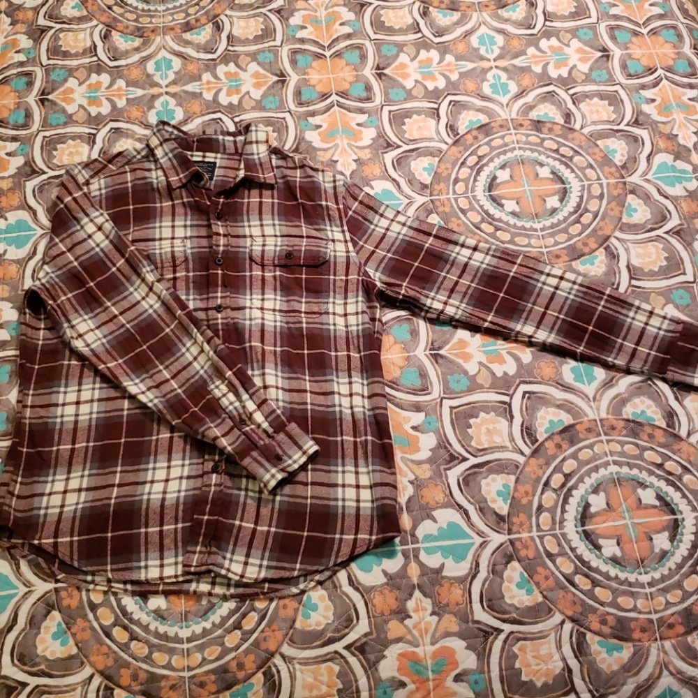 Long Sleeve Shirt L